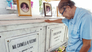 lauro vizconde mourning for his family's death. decades after the murder, in 2016 he passed away still seeking answers for his family